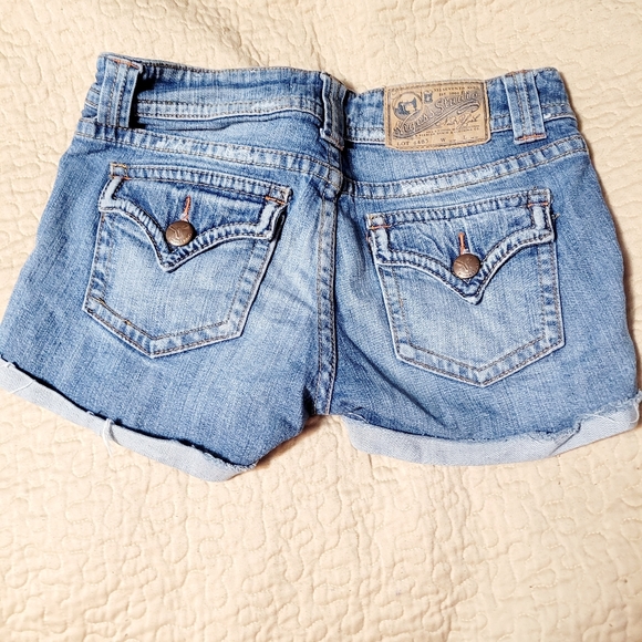 Vigoss Studio Jean shorts - Picture 2 of 2